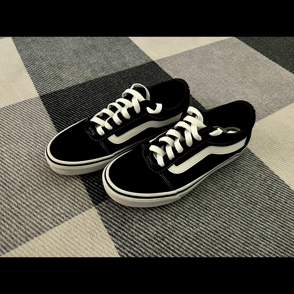 Vans® Ward Women's Shoes Size: 7